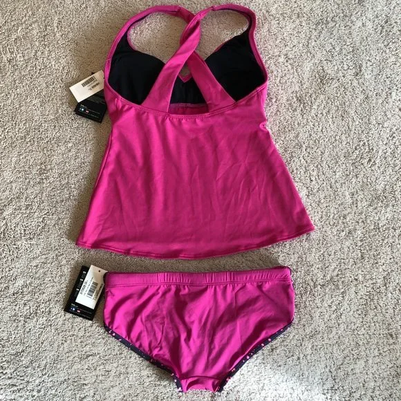 NWT TYR Pink with Black Trim Tankini with Full Coverage Bottoms Size 4/6 - Picture 2 of 15